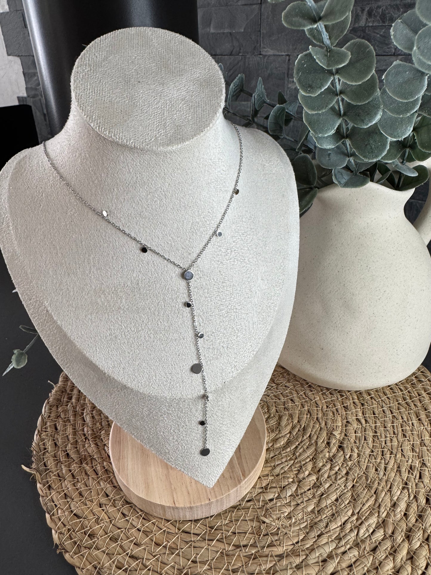 Collier cravate argenté