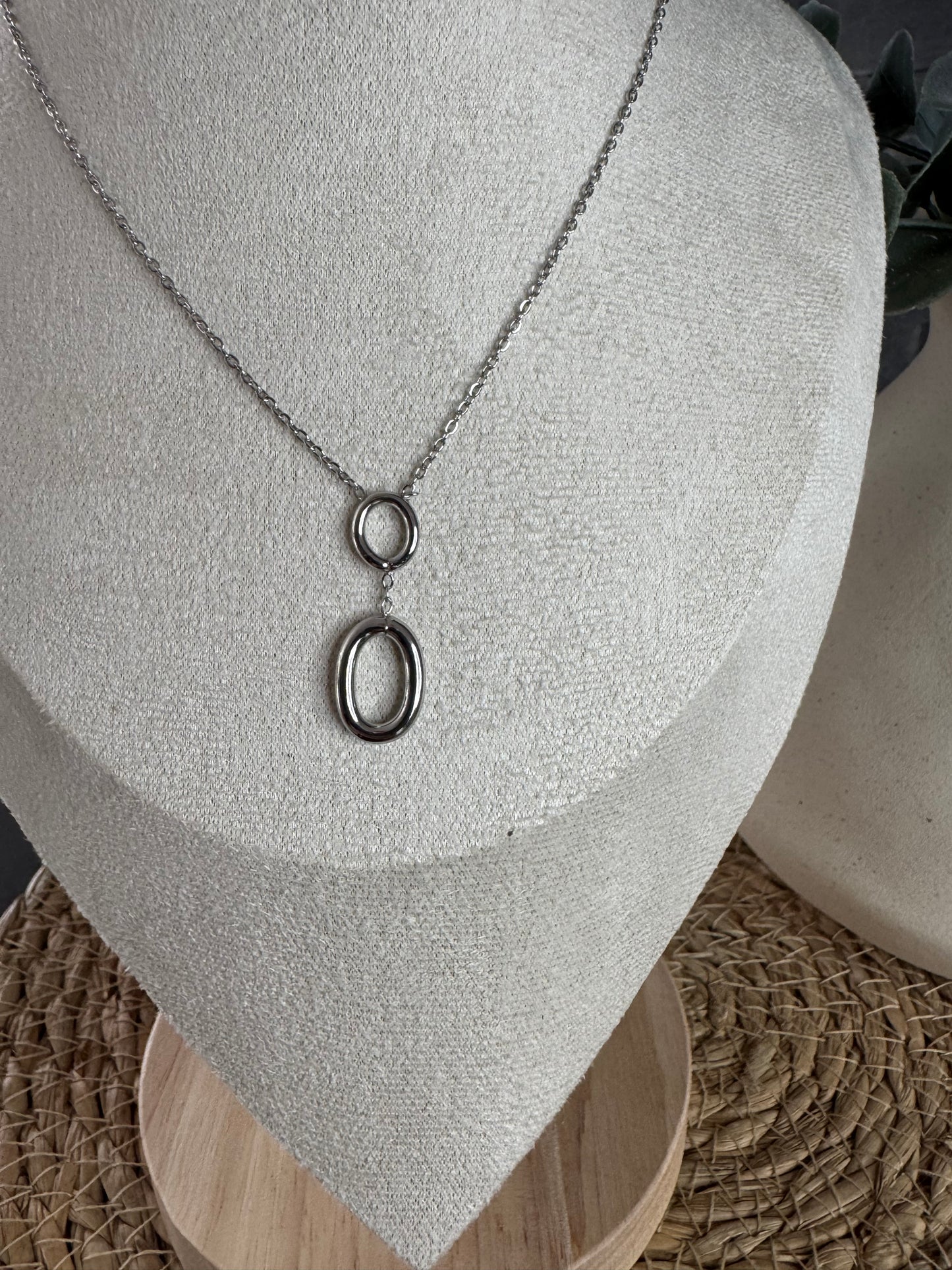 Collier goutte argenté